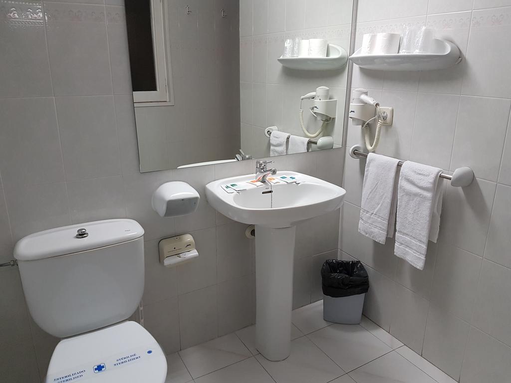 Hotel ארינסל מראה חיצוני תמונה
